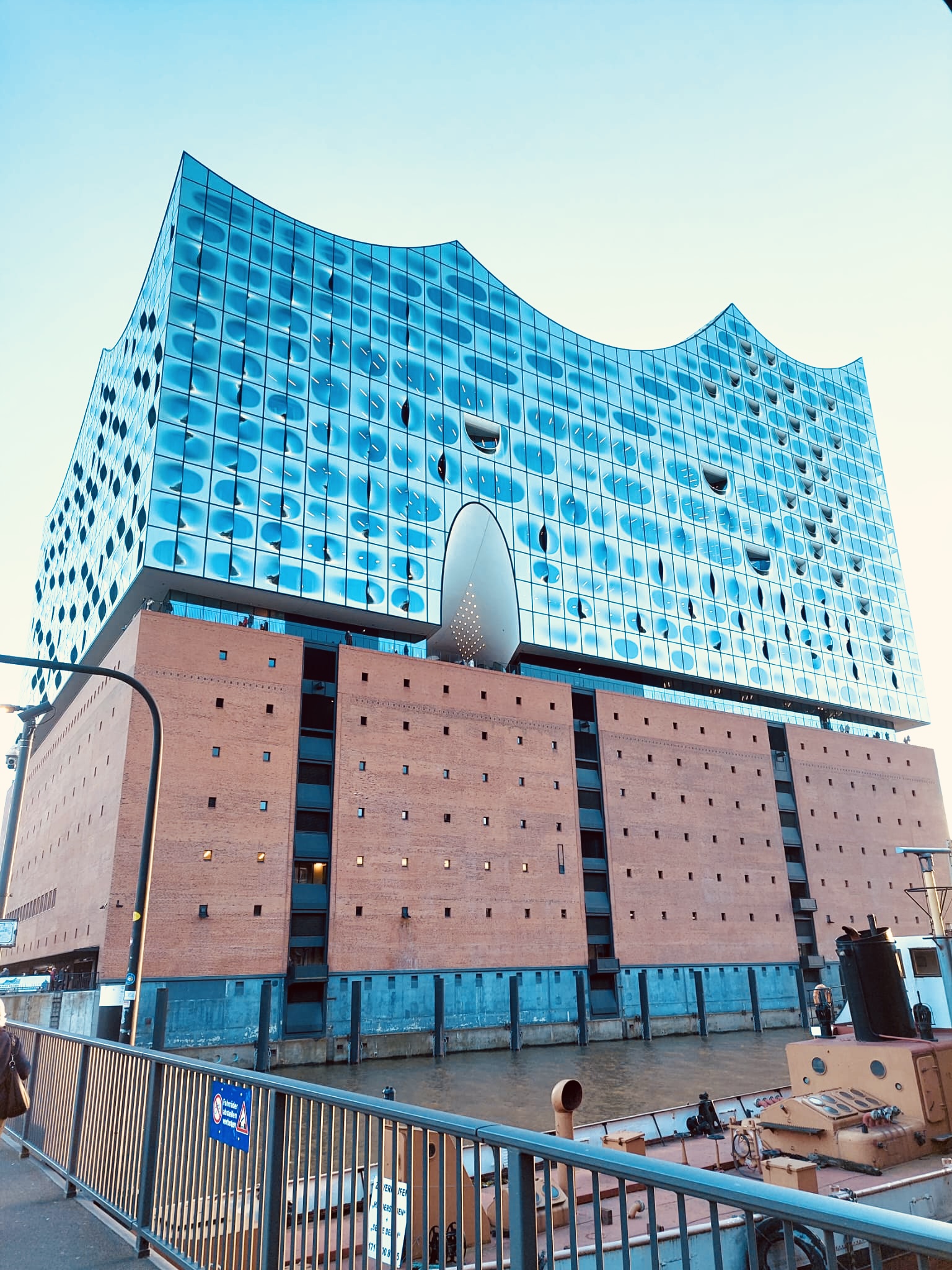 Read more about the article Duplex Piano in Elbphilharmonie